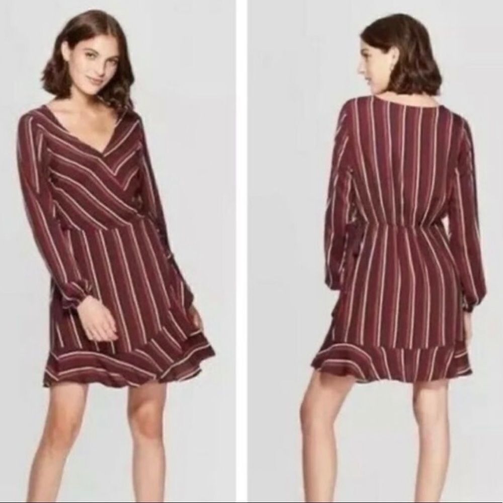 𝅺NWT striped long sleeve xhilaration dress Size S